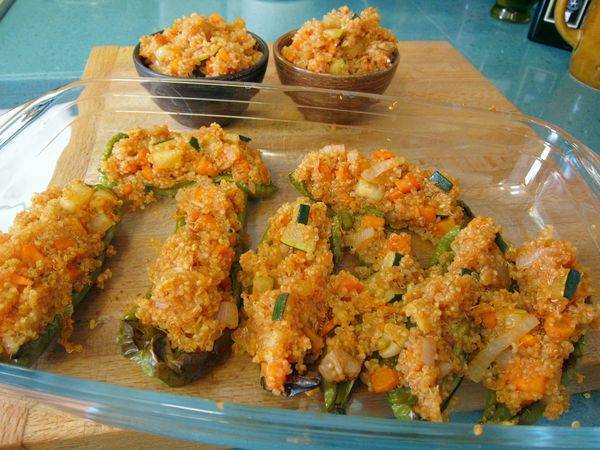 Pimientos verdes rellenos de quinoa con verduritas - Preparación paso 7