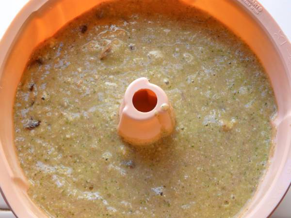 Bizcocho de Calabacín y Frutos Secos - Preparación paso 1