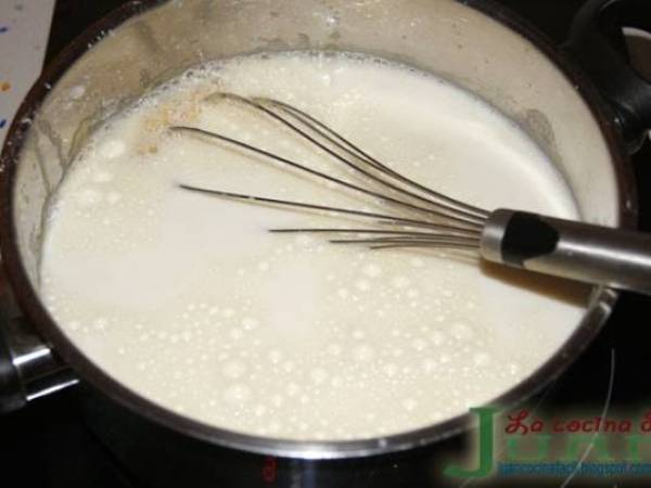 CROQUETAS DE CREMA DE QUESO Y NUECES - Preparación paso 2