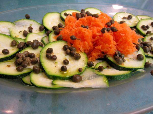 Carpaccio de Calabacín con Alcaparras - Preparación paso 4