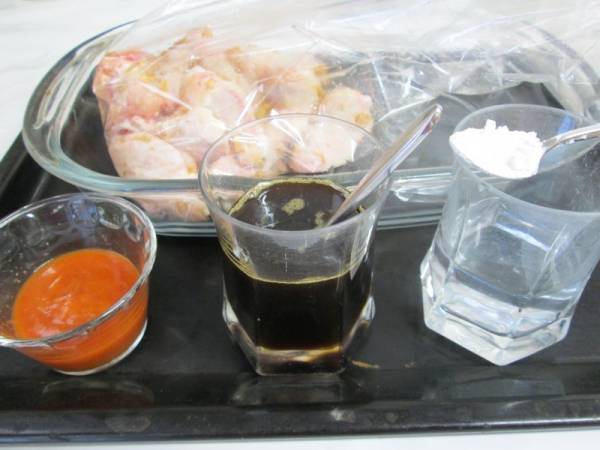 Alitas de pollo con soja y miel - Preparación paso 2