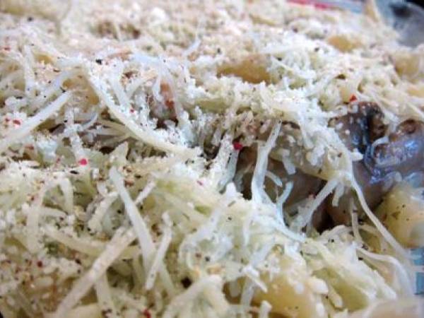 Pastel de macarrones con atún y champiñones. - Preparación paso 5