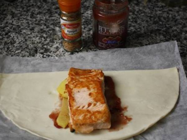 Hojaldres de salmón fresco - Preparación paso 2