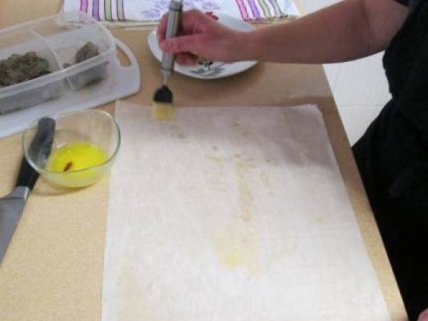 Crujientes de langostino a la hierbabuena - Preparación paso 3