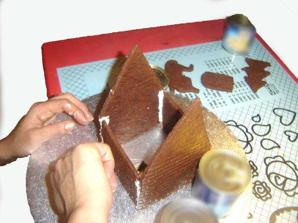 Casita de galleta decorada para Navidad - Preparación paso 5