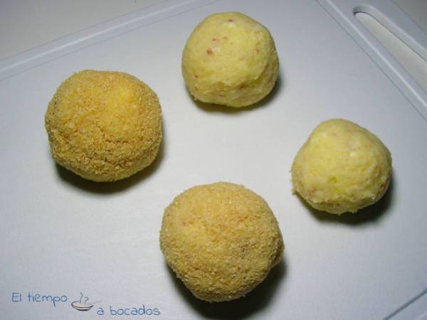 Bolas de patata con tomate dulce - Preparación paso 1