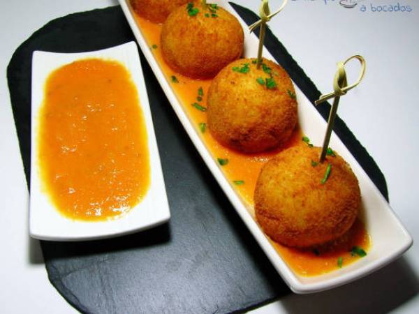 Bolas de patata con tomate dulce - Preparación paso 2