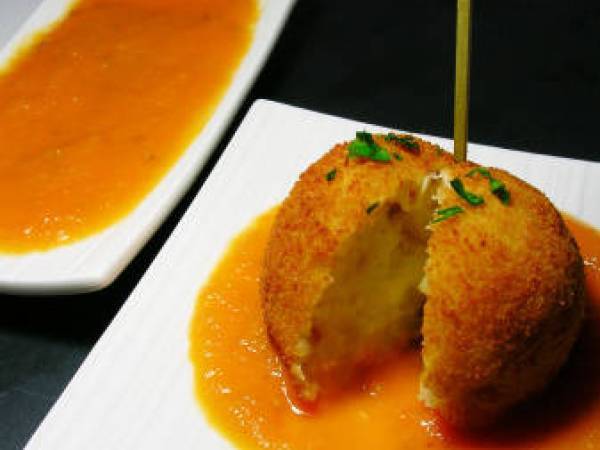 Bolas de patata con tomate dulce - Preparación paso 3