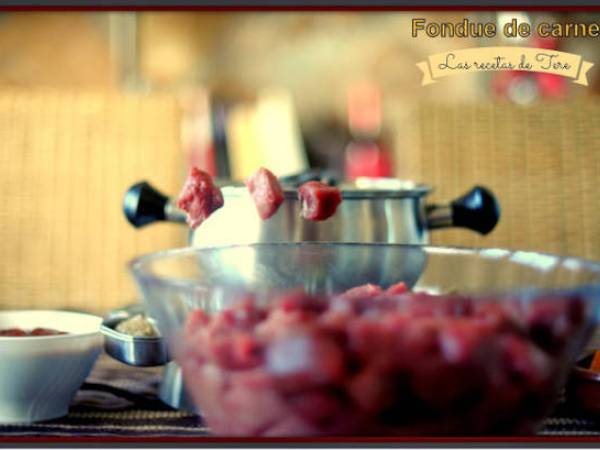 Exquisita fondue de carne. - Preparación paso 4
