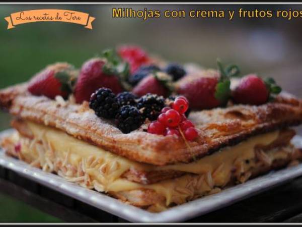 Milhojas de crema y frutos rojos - Preparación paso 5