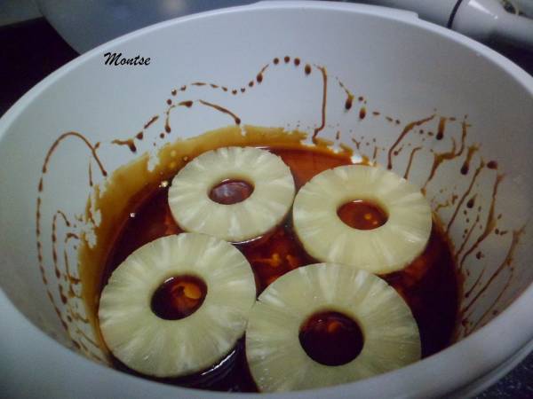 Pudin de piña al microondas - Preparación paso 1