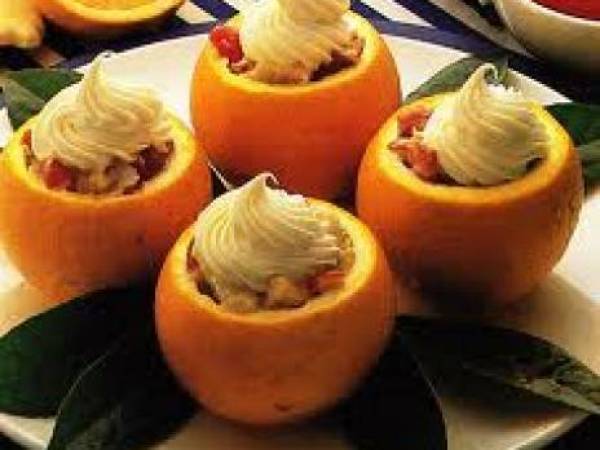 naranjas rellenas de ensalada de pollo y piña - Preparación paso 6