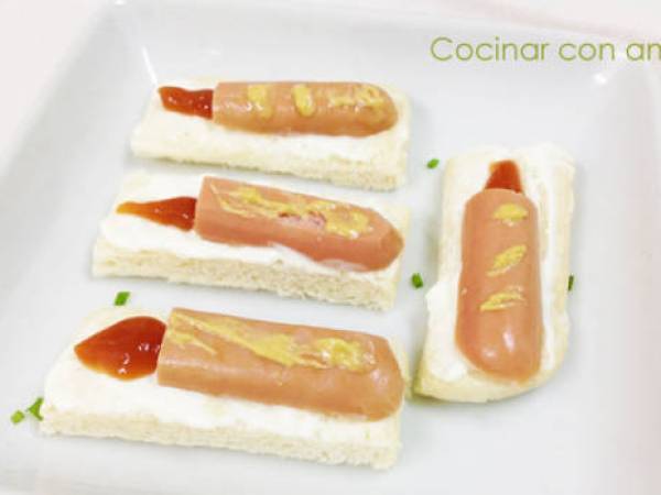 Canapé de salchicha con forma de vela - Preparación paso 2