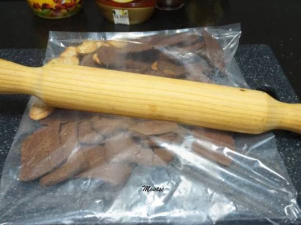 Tarta crujiente de galletas y chocolate - Preparación paso 1