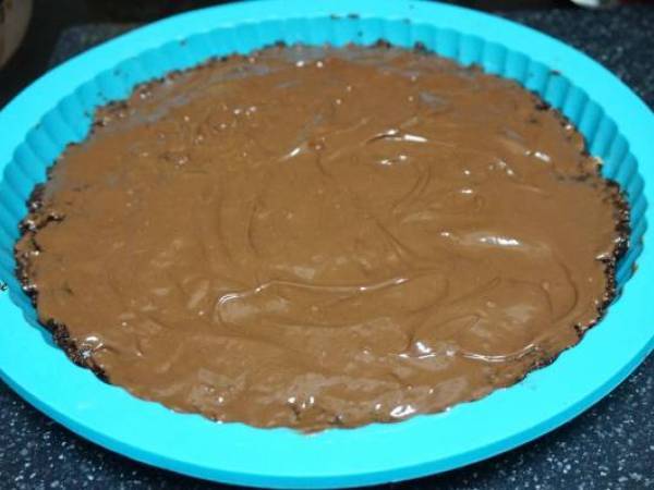 Tarta crujiente de galletas y chocolate - Preparación paso 5