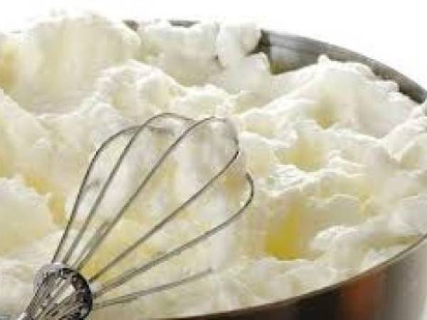 Sorbete de mandarinas servido en su cascara - Preparación paso 2