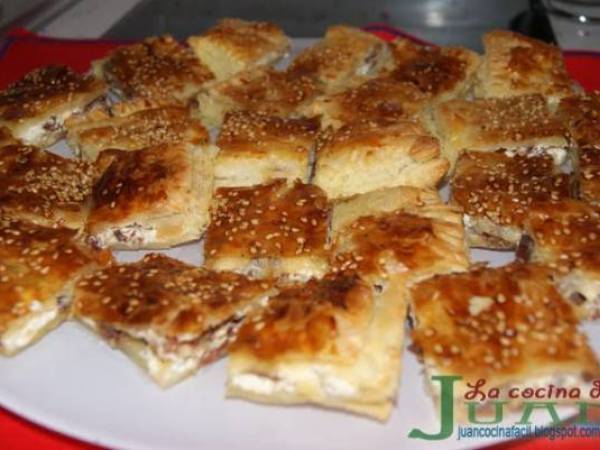 Empanada de jamon, queso crema y datiles - Preparación paso 4
