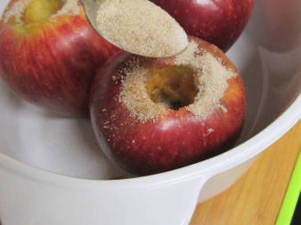 Manzanas al microondas - Preparación paso 2