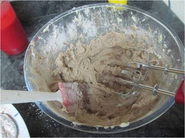 Red velvet (terciopelo rojo) al aroma de tiramisu - Preparación paso 3