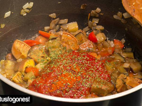 Patatas con níscalos - Preparación paso 4