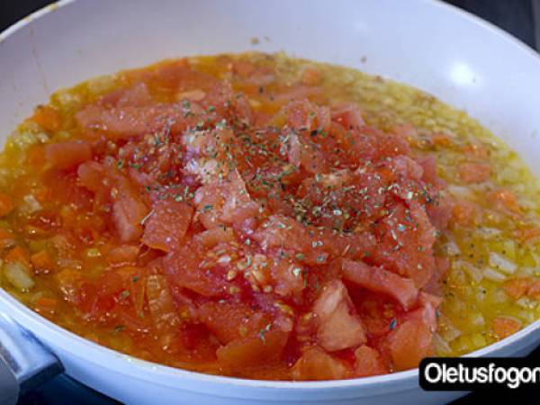 Espaguetis a la Boloñesa - Preparación paso 3