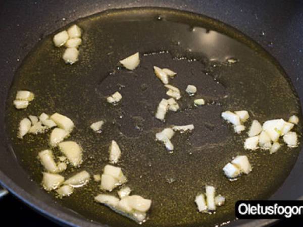 Espaguetis a la Boloñesa - Preparación paso 4