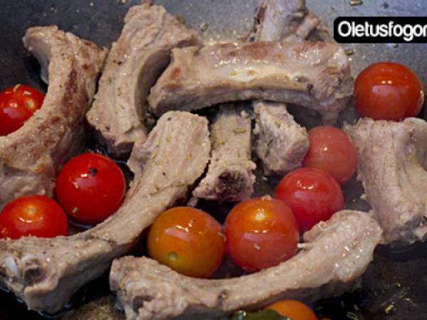 Wok de costillas de cerdo y champiñones - Preparación paso 5