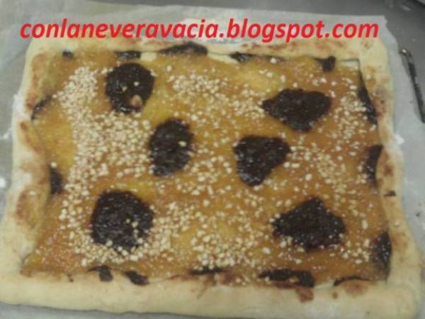 Pizza de mermelada y chocolate - Preparación paso 4