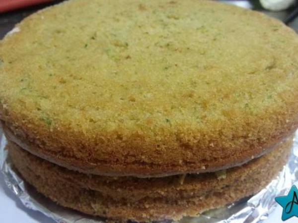 Bizcocho de calabacín con crema de queso - Preparación paso 1