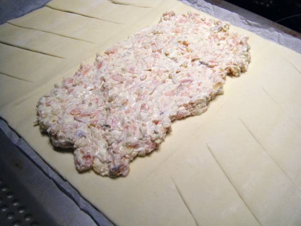 Hojaldre de salmón y queso crema - Preparación paso 4