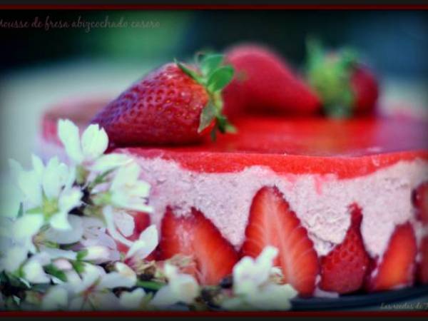 Mousse de fresas abizcochado - Preparación paso 1