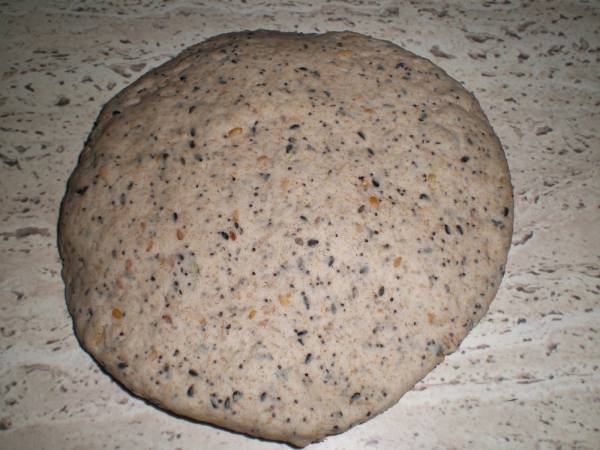 Pan de cereales y semillas, en panificadora - Preparación paso 2