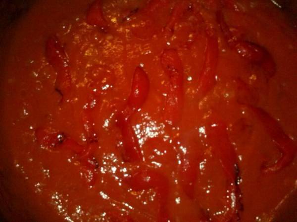 FILETES RUSOS CON TOMATE Y PIMIENTOS ASADOS - Preparación paso 3