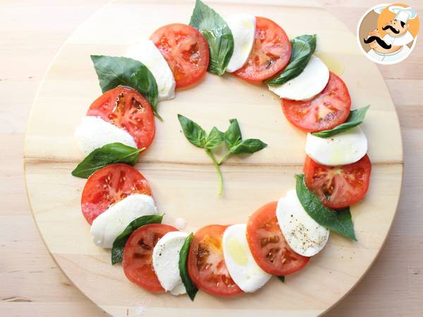 Ensalada Caprese fresca italiana - Preparación paso 2