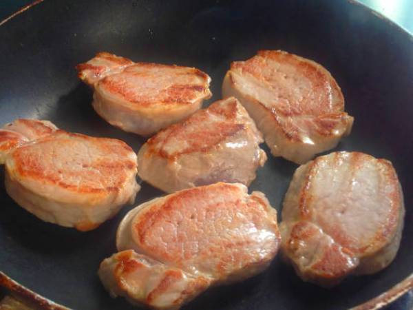 Solomillo ibérico con piquillos - Preparación paso 4