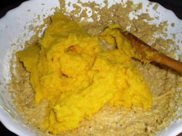 Bizcocho de naranja y polenta con sirope de naranja y clavo - Preparación paso 3