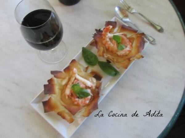 Flores de pasta filo con langostinos - Preparación paso 6