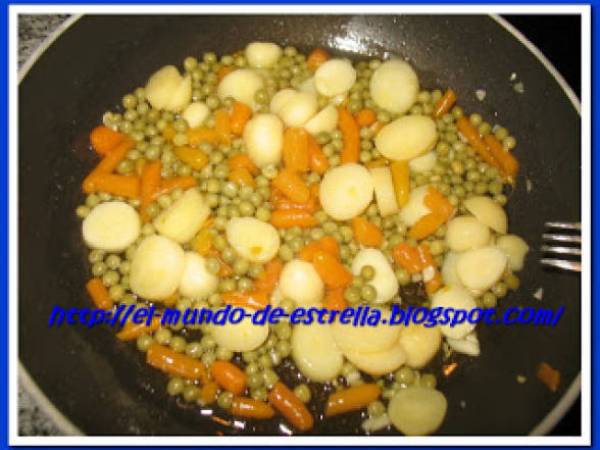 Salteado de Patatas, Zanahorias y Guisantes - Preparación paso 4