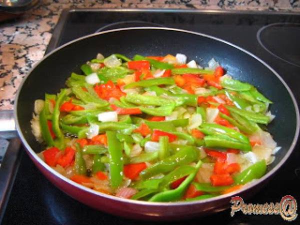 Empanada gallega i - Preparación paso 1