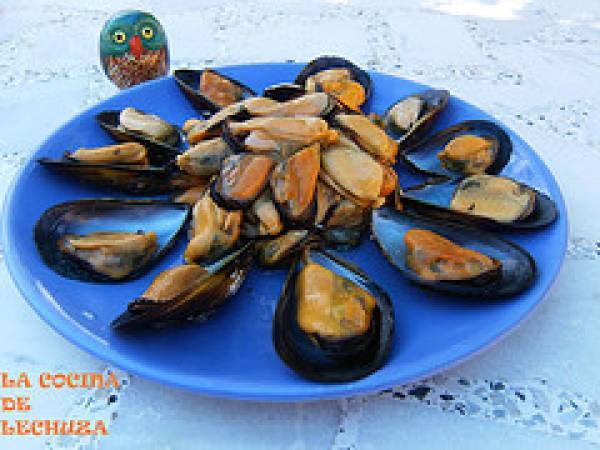 Receta gallega: guiso de mejillones - Preparación paso 1