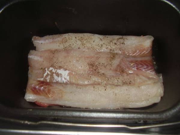 PESCADO EN SALSA DE TOMATE EN PANIFICADORA BIFINETT - Preparación paso 5