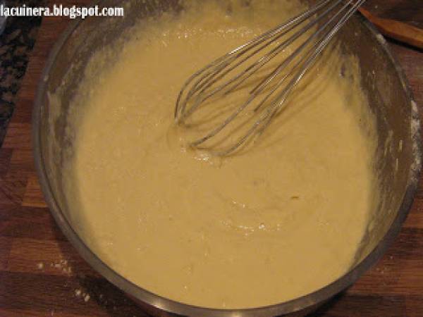 KÄSSPÄTZLE - Preparación paso 1