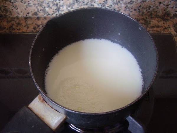 CÓMO HACER UN CAPPUCCINO CON UNA BATIDORA AMERICANA - Preparación paso 1