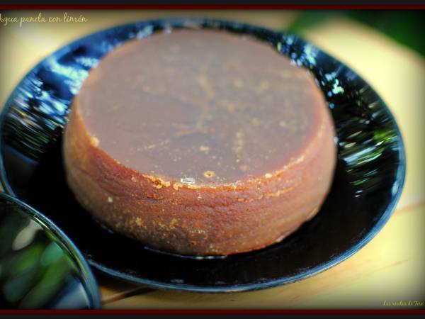 Agua panela con limón - Preparación paso 2