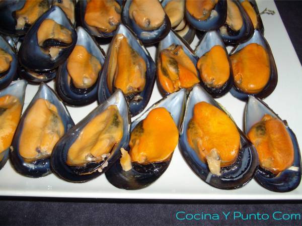 Mejillones al Vapor con Pico de Gallo - Preparación paso 2