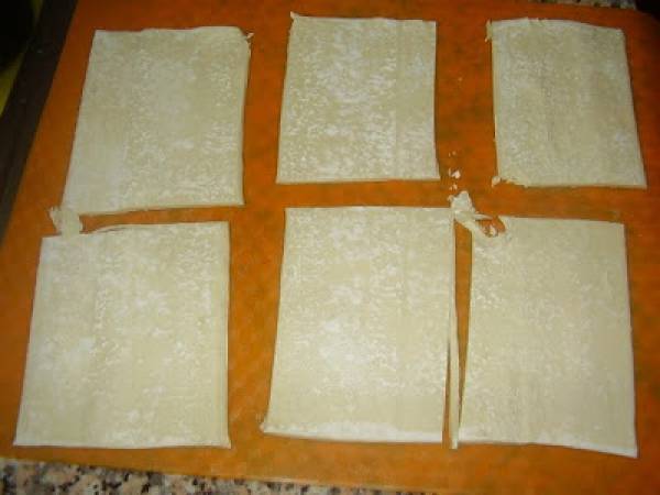 Paquetitos de hojaldre rellenos al horno - Preparación paso 1