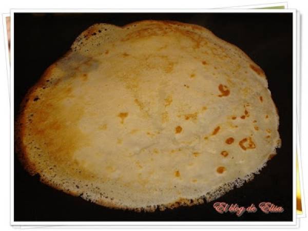 Crepes con crema de requesón y eneldo - Preparación paso 3