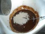 Paso 8 - Cupcake de chocolate tipo Pingüinos Marinela
