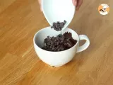 Paso 2 - Mug cake chocolate y mantequilla de cacahuete al microondas en 1 min
