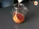 Paso 2 - Agua aromatizada casera con pomelo y romero